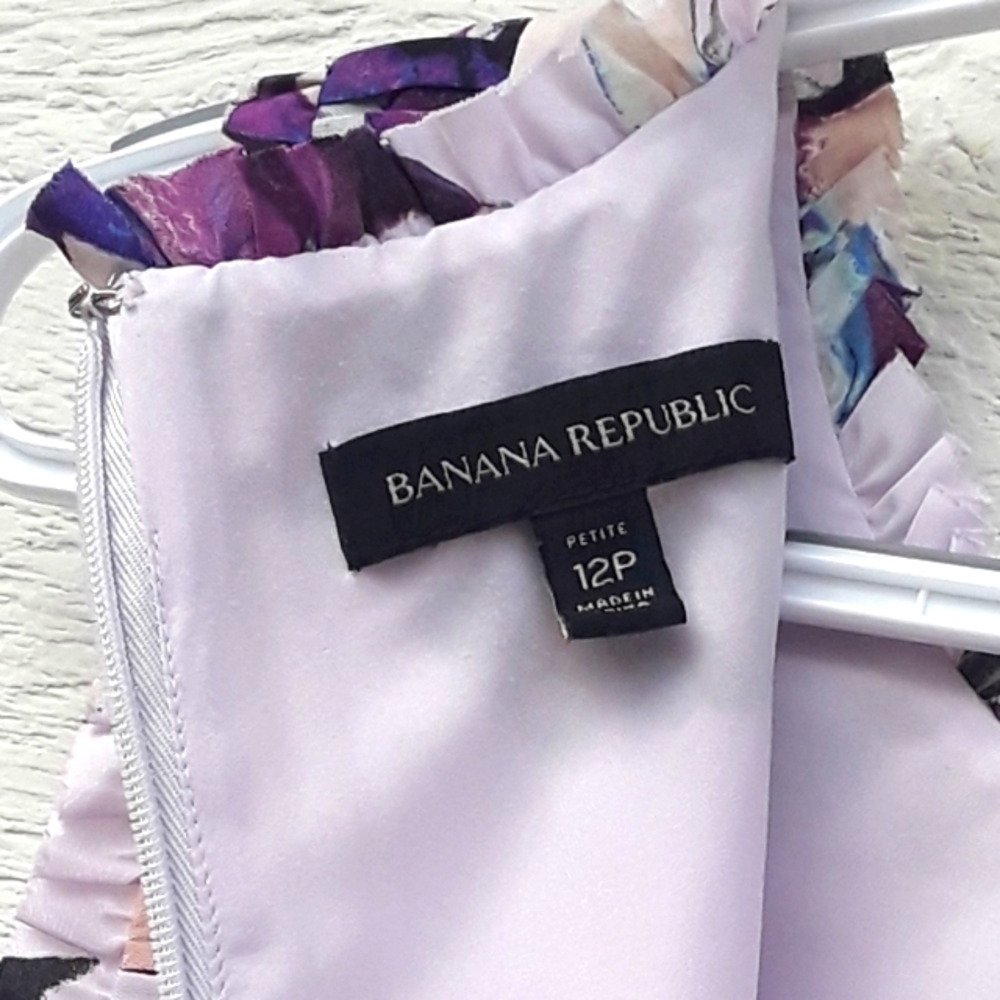 Banana Republic. Floral Dress. Size: 12 Petite. - Picture 5 of 5